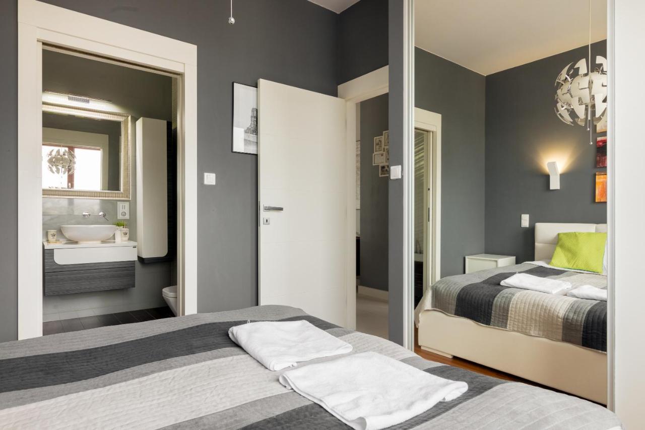 Hlonda Deluxe Apartment With Terrace Varsó Kültér fotó